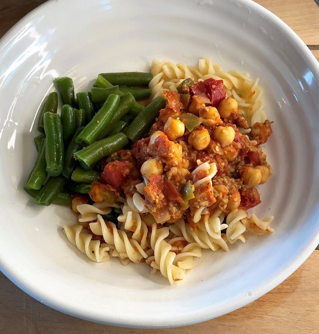 New Year, New Goals: Low-fat Entrees - 10 Rotini Pasta with Meatless Meat Sauce T02 c